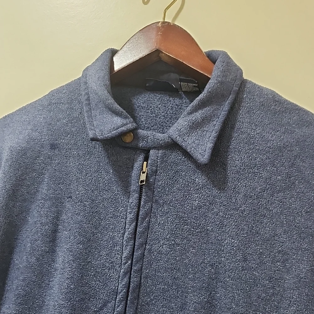Van Heusen classic navy